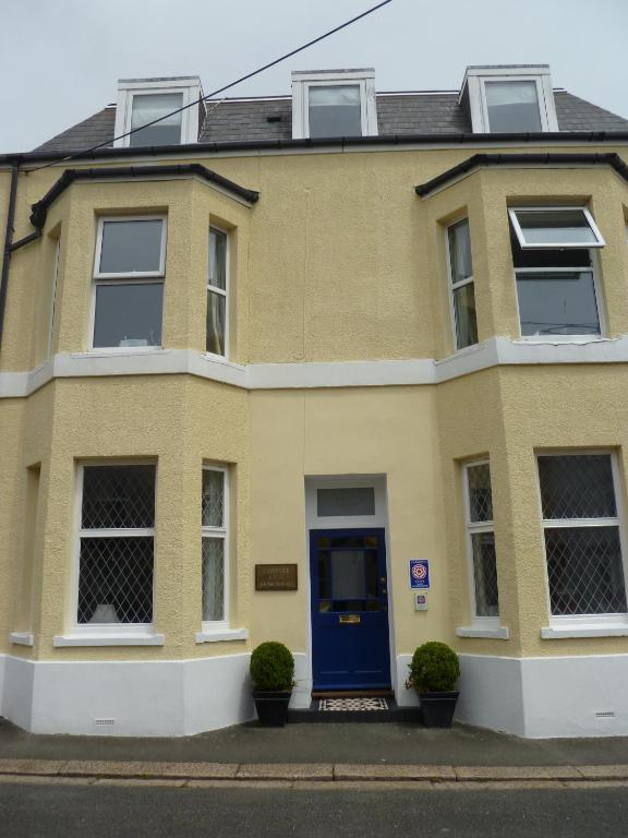Cambridge House